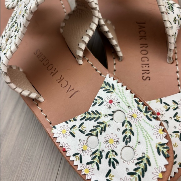 Worn once Jack Rogers White Daisy Sandals - Picture 7 of 7